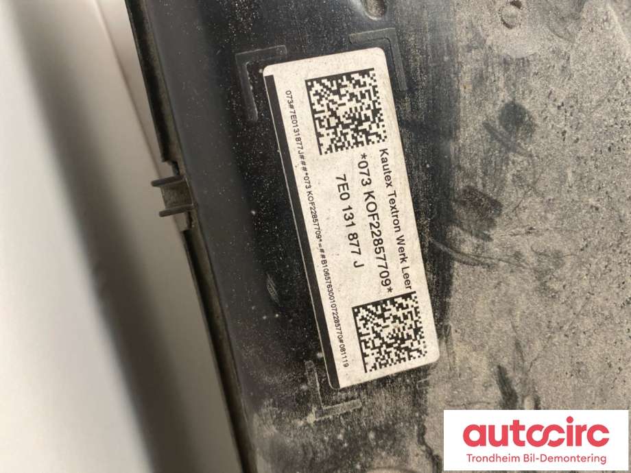 AdBlue tank til VW Transporter / Caravelle 2019-->> (T6.1) (T6.1) (...|7E0131877J|7E0131877K|)