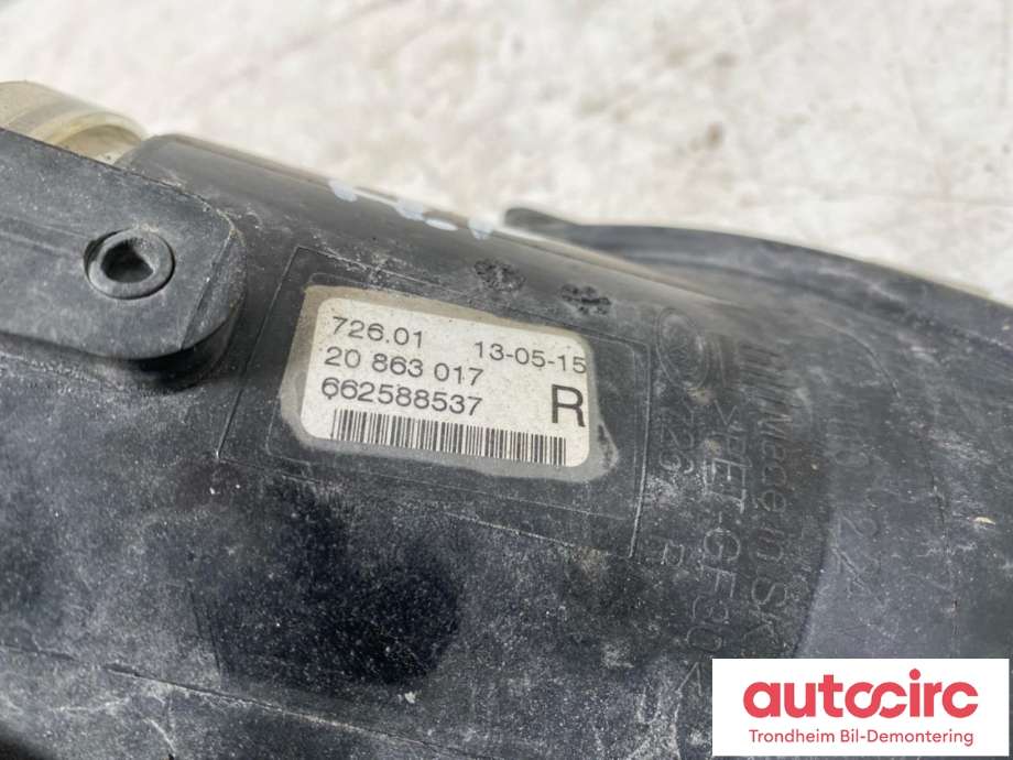 Tåkelykt høyre foran til Opel Zafira Tourer 2012-2018  (LES INFO|20863017|)