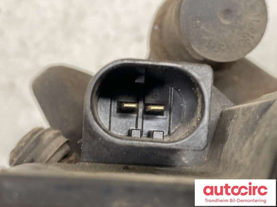 Bremsecaliper venstre bak, elektrisk til Jaguar I-PACE 2018-->>  (T4K8132|J9D32553AA|)