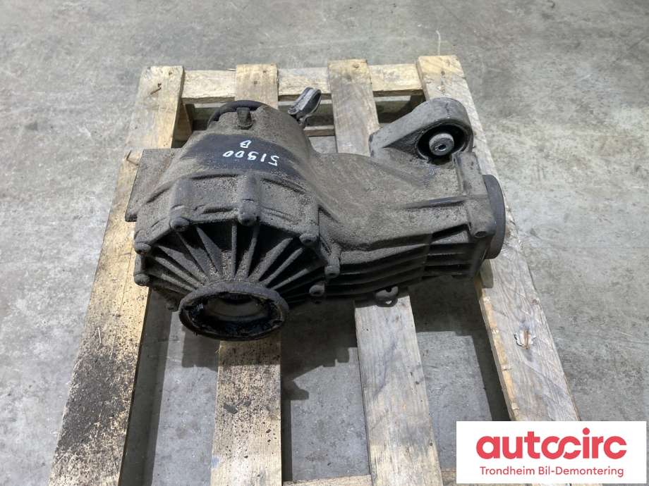 Kardang klokke bak til Audi S8 1996-2002