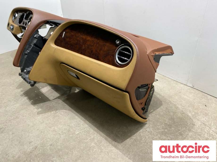 Dashbord til Bentley Flying Spur 2005-2013  (3W5857669H|3W5 857 669 H|)