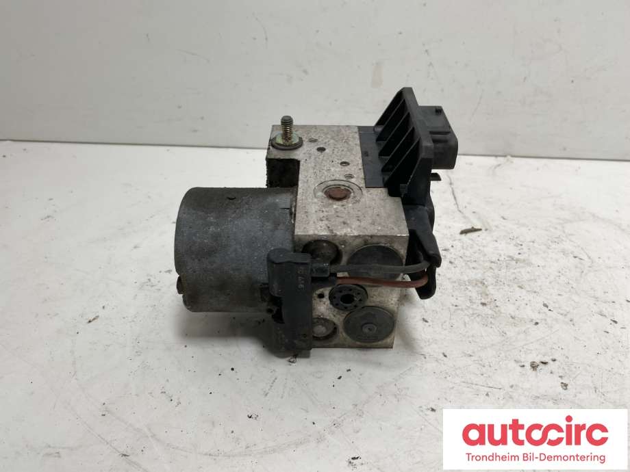 ABS sentral til Audi S8 1996-2002  (8E0614111AT|)