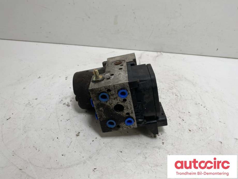 ABS sentral til Audi S8 1996-2002  (8E0614111AT|)