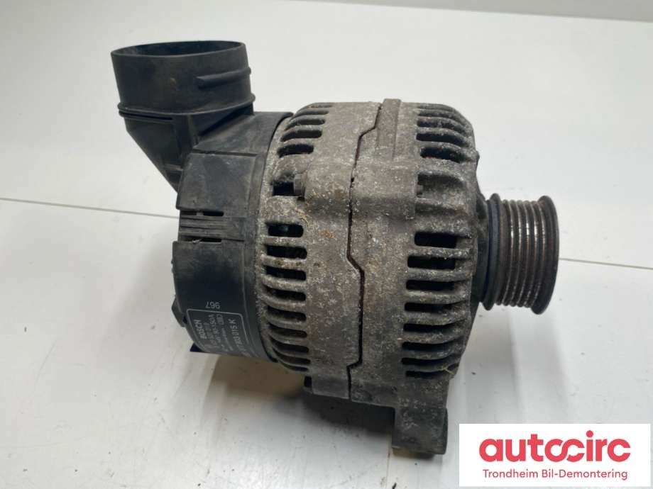 Dynamo til Audi S8 1996-2002 (BOSCH|077903015K|)