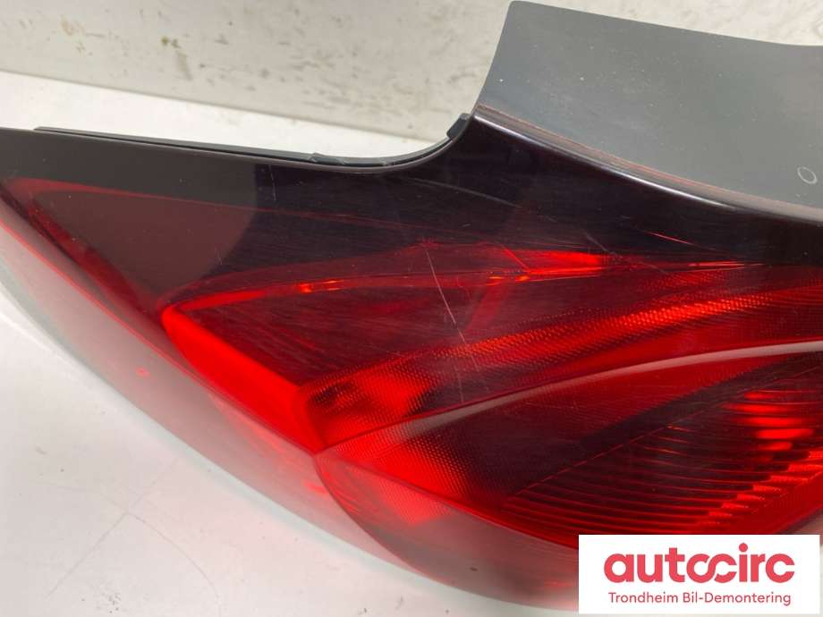 Baklykt venstre ytre til Opel Zafira Tourer 2012-2018  (13292361|39033314|39009034| 39033314)