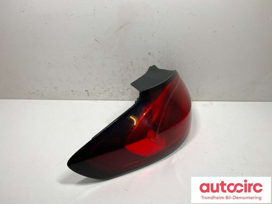 Baklykt venstre ytre til Opel Zafira Tourer 2012-2018  (13292361|39033314|39009034| 39033314)