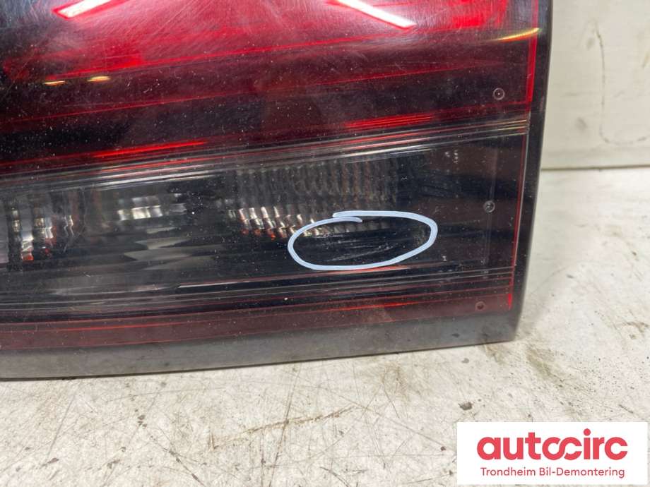 Baklykt høyre indre til Opel Zafira Tourer 2012-2018  (13292359|39028600|)