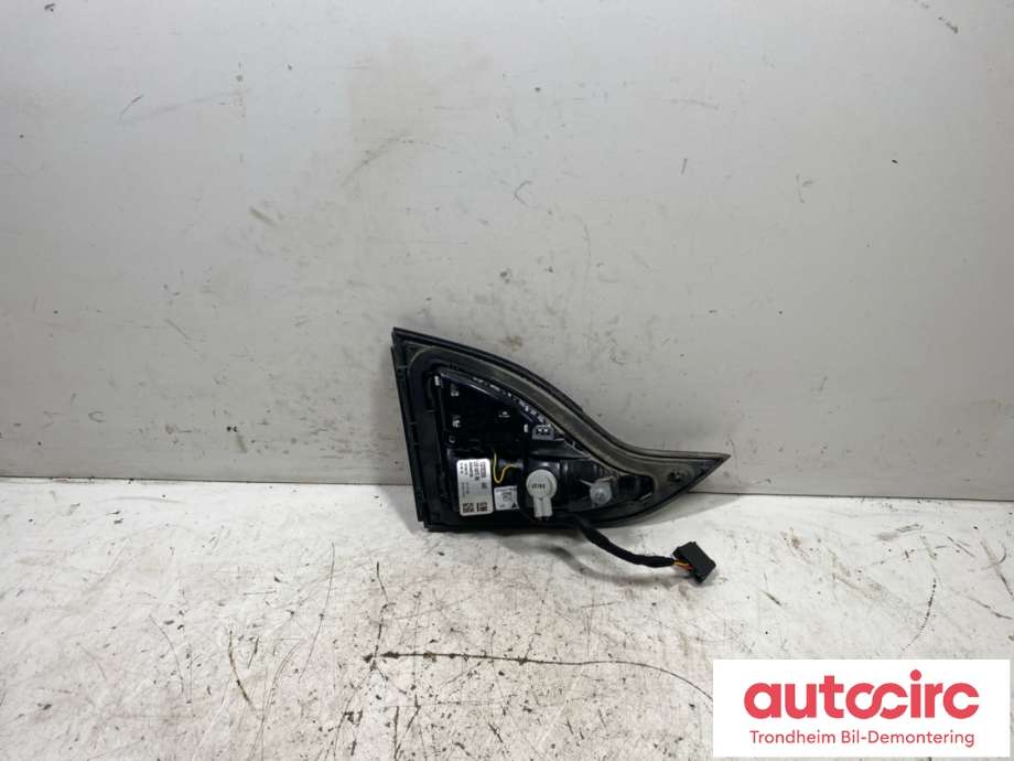 Baklykt høyre indre til Opel Zafira Tourer 2012-2018  (13292359|39028600|)