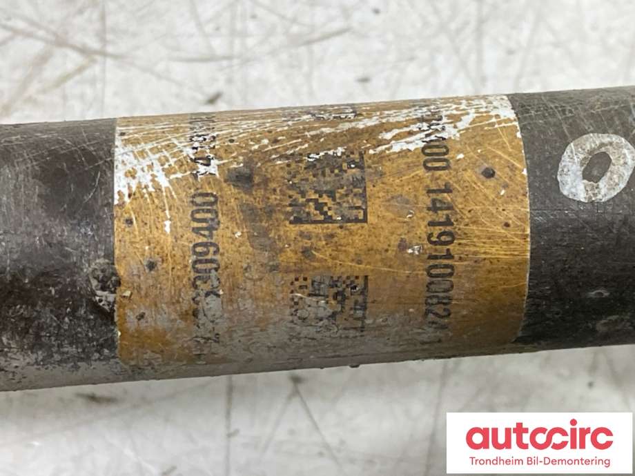 Drivaksel venstre foran, diesel/automat til Mercedes GLA 2014-2020 (X156) (X156) (A2463309400|A2463301601|)