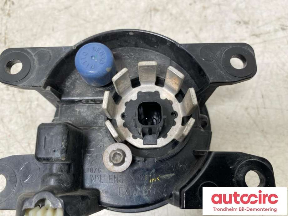 Tåkelykt venstre foran til Isuzu D-Max 2021-->> (Type III)  (KOITO|8978220990|)