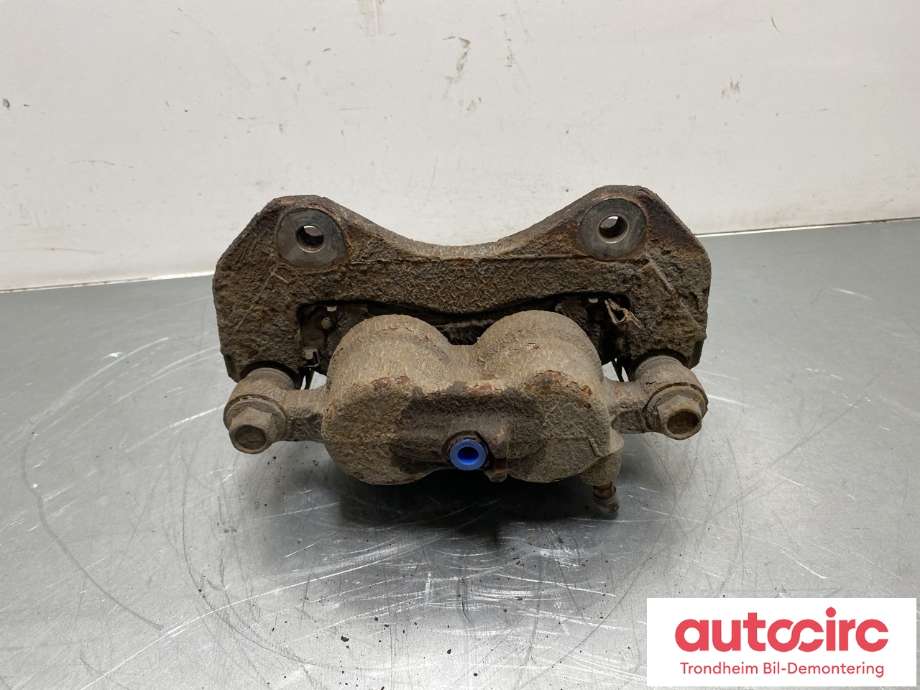 Bremsecaliper venstre foran til Mitsubishi Outlander 2015-->> (Type III, Fase 2)  (MR370775|)