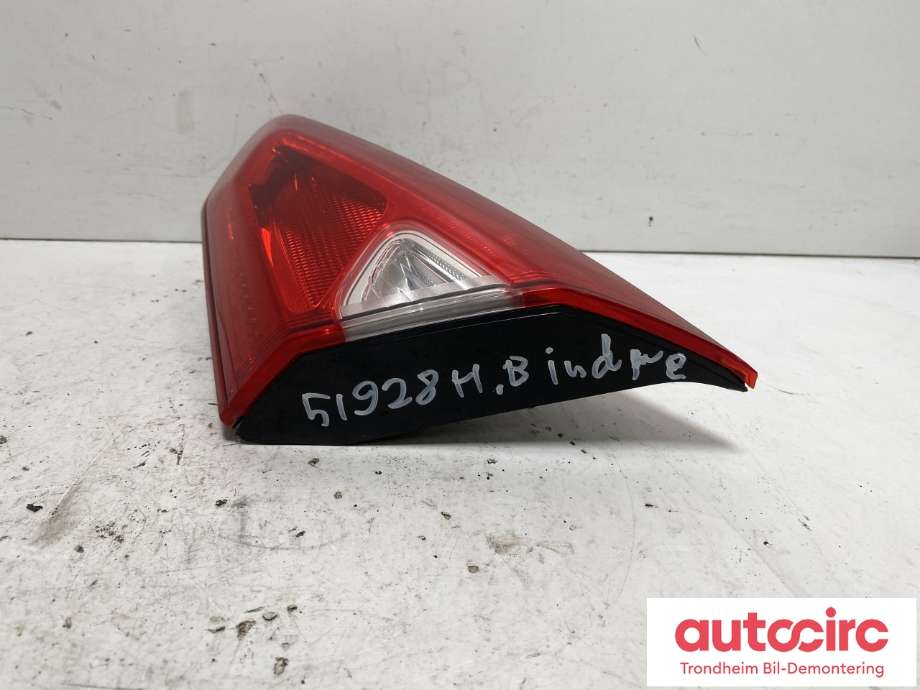 Baklykt høyre indre til Nissan Pulsar 2014-->> (265503ZL5A|265503ZL5B|)