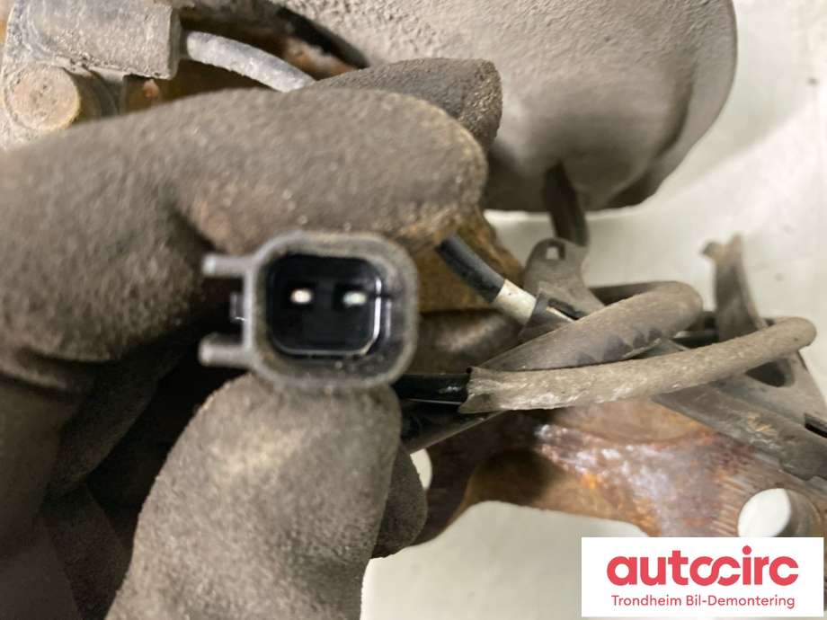 Hjulspindel venstre foran til Mitsubishi Outlander 2012-2015 (Type III, Fase 1) (3870A007|)