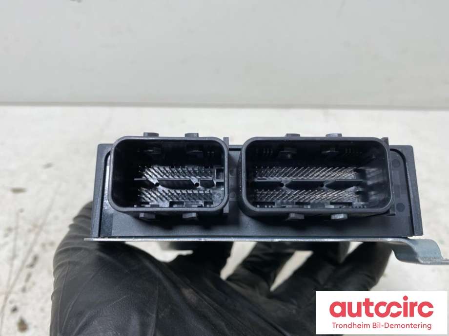 Styreenhet airbag hovedsensor til Tesla Model Y 2021-2024 (Type I)  (BOSCH|1512876-00-B|0285015895|)