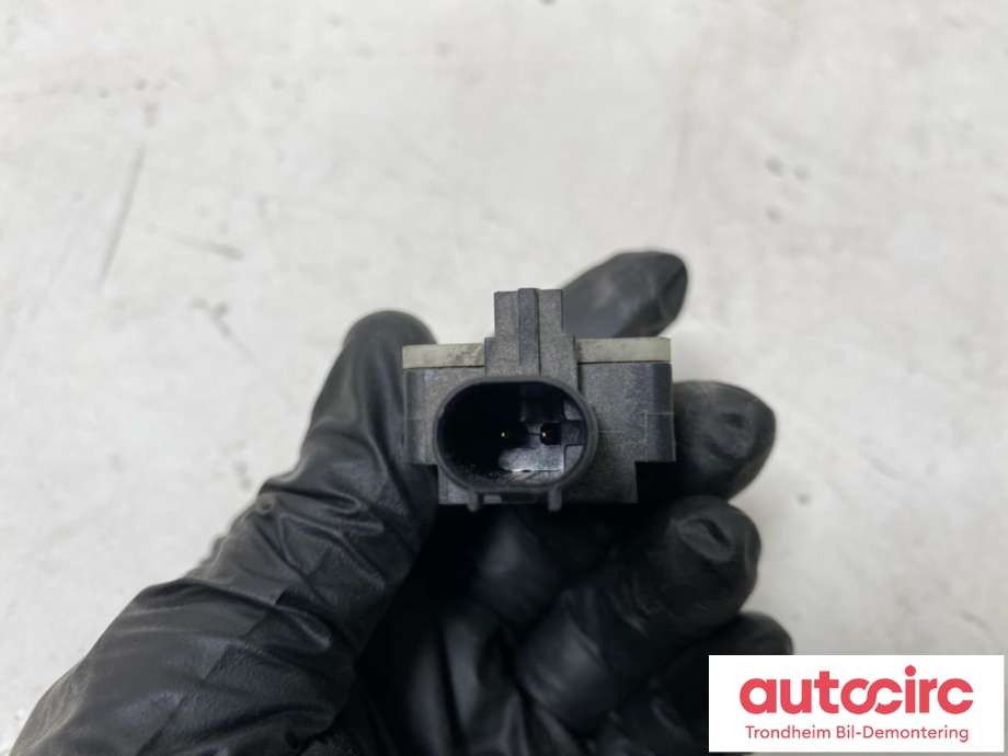 Airbag sensor venstre til Porsche Panamera 2009-2017 (Type I) (970) (970) (..|97061822300|970 618 223 00|)