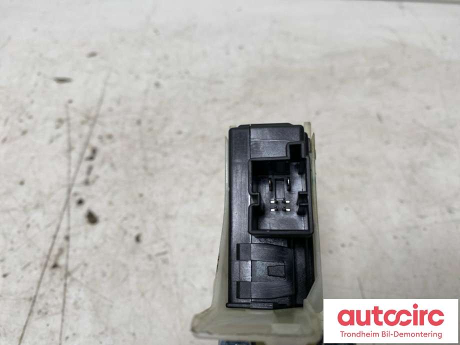 Ruteheis, kun motor, høyre bak til Porsche Panamera 2009-2017 (Type I) (970) (970) (BROSE|97062410101|97062410102|970 624 101 01| 970 624 101 02)