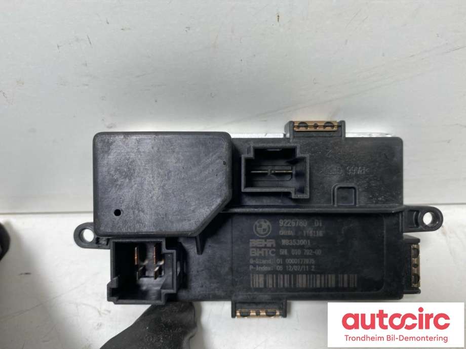 Varmeapparat motstand til BMW 5-Serie 2010-2017 (F10/F11) (F10/F11) (BEHR|9226780|64119355981|9355981)