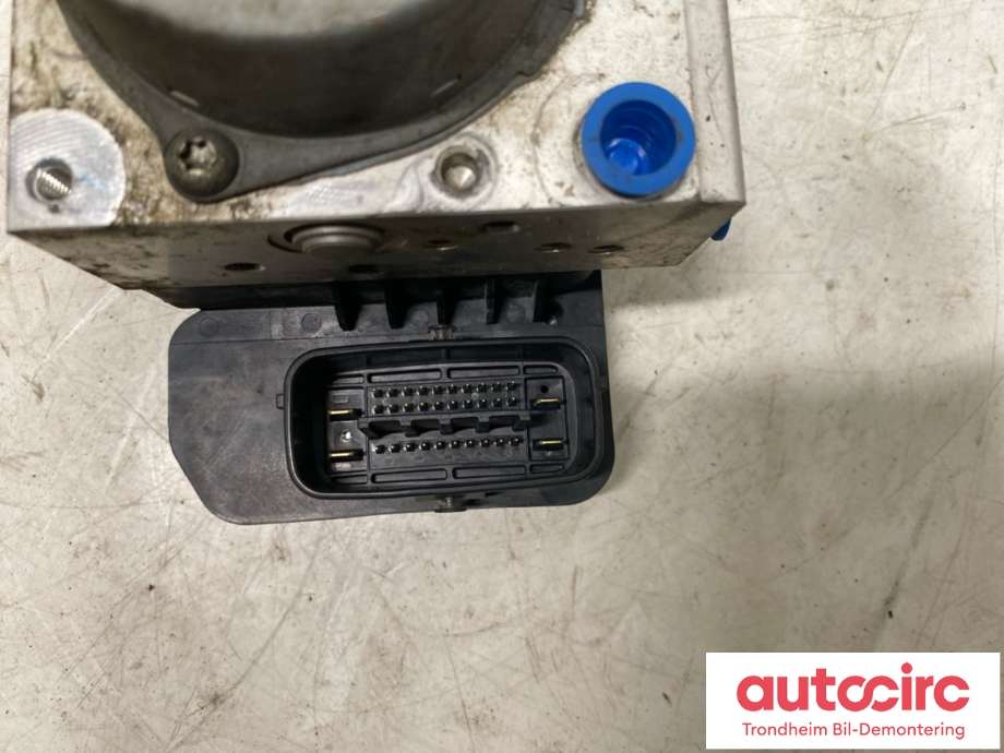 ABS sentral til Toyota Verso-S 2011-2015 (COMBI) (COMBI) (ADVICS|4405052D90|44540-52240|)