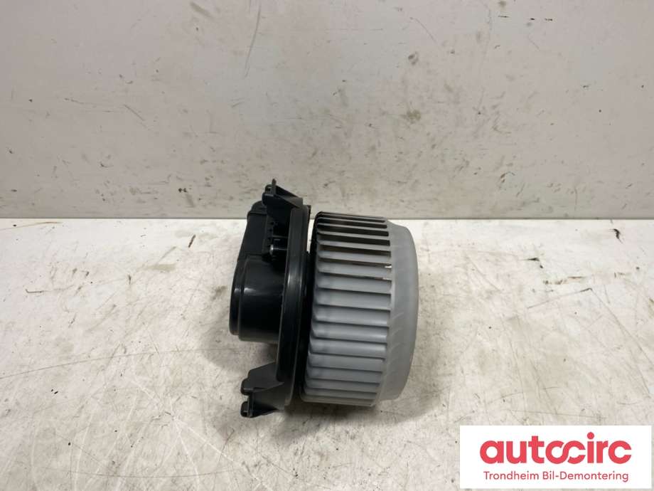 Varmeapparat motor til Toyota Verso-S 2011-2015 (COMBI) (COMBI) (8710352152|)