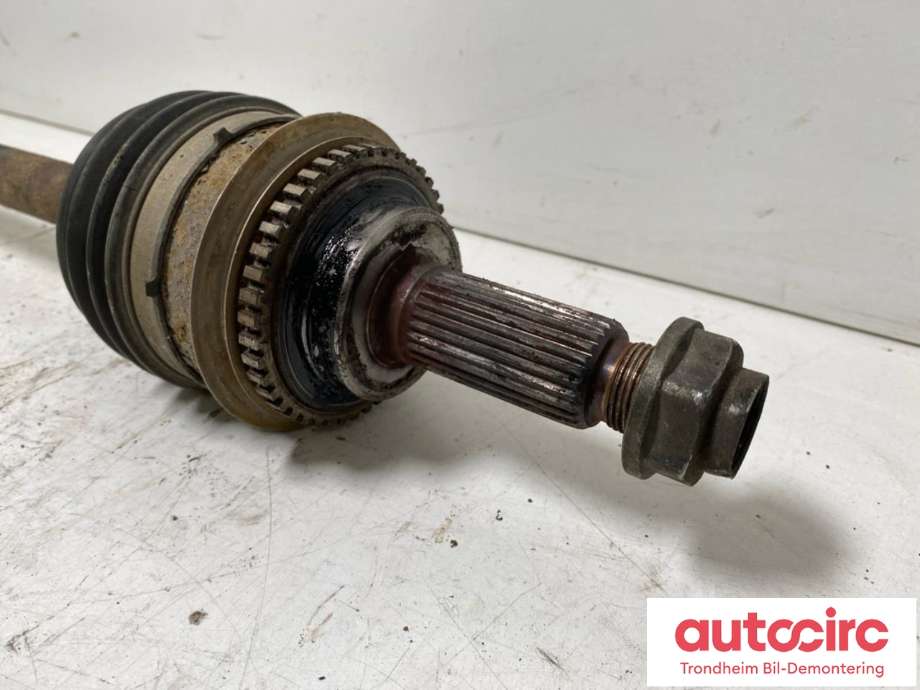 Drivaksel venstre foran, bensin/automat til Subaru Forester 2005-2008 (Type II, Fase 2)  (..|28321-SA031|28321-SA032|28321-SA033| 28321-SA030| 28321SA031| 28321SA032| 28321SA033| 28321SA030)