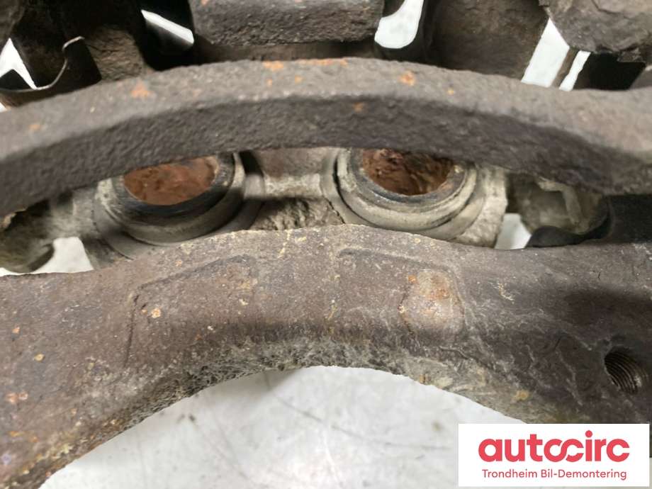 Bremsecaliper høyre foran til Mitsubishi Outlander 2007-2010 (Type II, Fase 1)  (MR370776|)