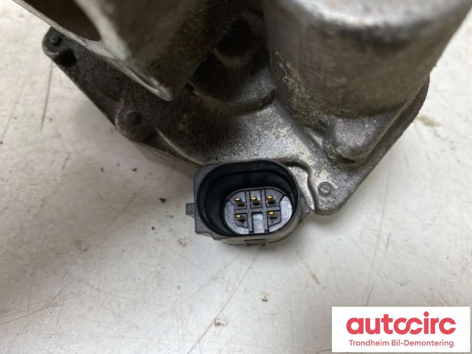 Spjeldhus til Opel Astra J 2010-2015 (..|55567728|55567727|)