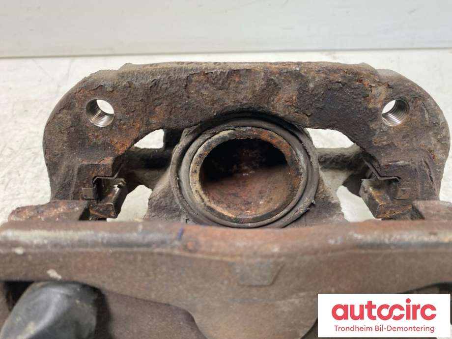 Bremsecaliper høyre foran til BMW 1-Serie 2004-2011 (E81/E82/E87/E88) (E81/E82/E87/E88) (..|34116774682|34 11 6 774 682|)