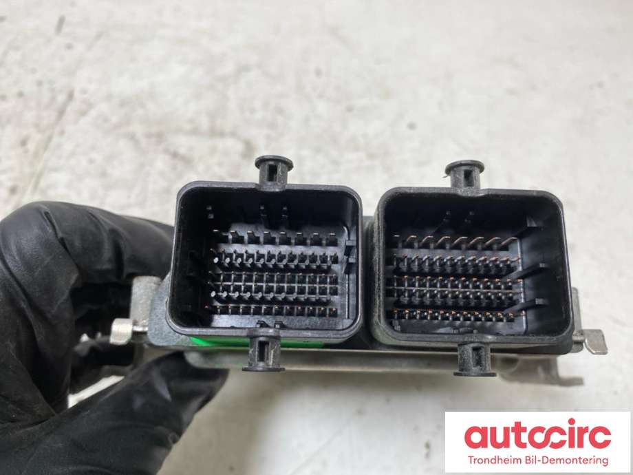 Styreenhet motor til Suzuki Swift 2011-2017  (BOSCH|33910-69L00|3391069L00|0261505712)