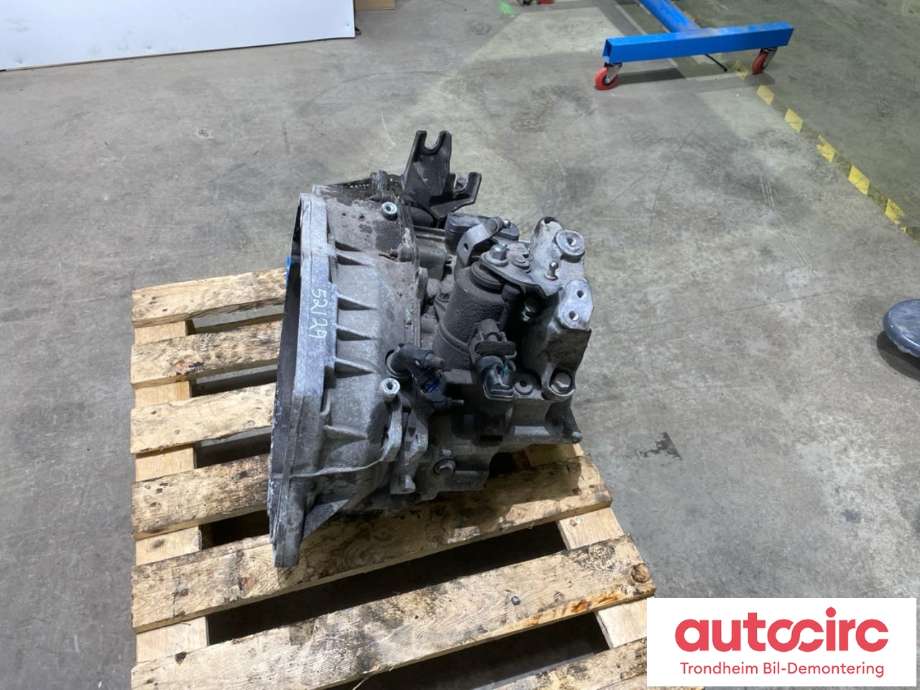 Girkasse manuell 6-trinn til Opel Zafira Tourer 2012-2018  (MYJ|55582881|55582313|55599691| 95519521)