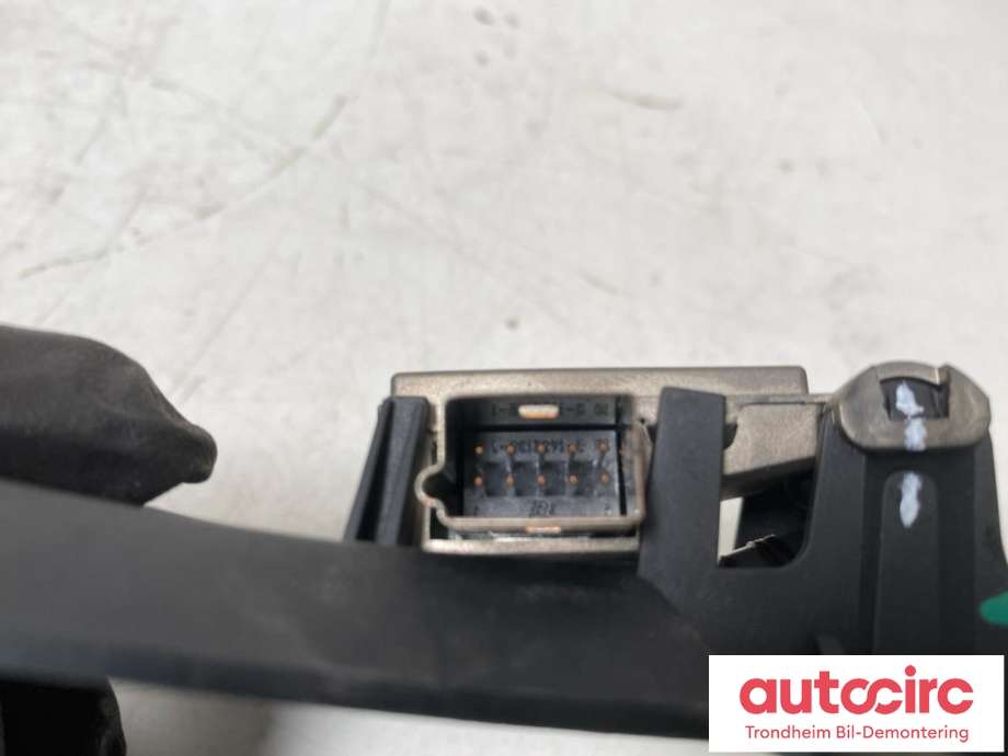 Parkeringskamera foran til BMW 7-Serie 2009-2015 (F01/F02/F03/F04) (F01/F02/F03/F04) (AUTOLIV|9281718|66516822684|66 51 6 822 684| 622580700B)