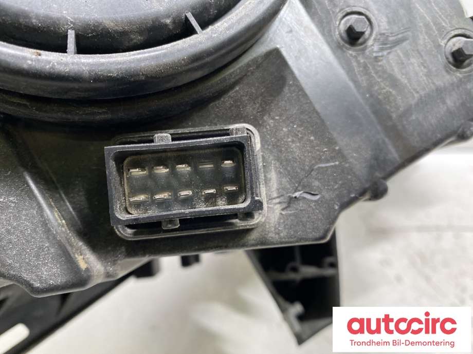 Frontlykt venstre xenon til Opel Zafira Tourer 2012-2018  (AL|13401001|)