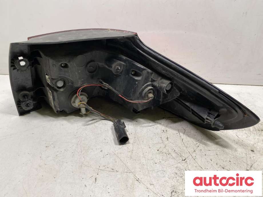 Baklykt venstre ytre til Opel Zafira Tourer 2012-2018  (GM|13292361|39033314|39009034| 39033314)