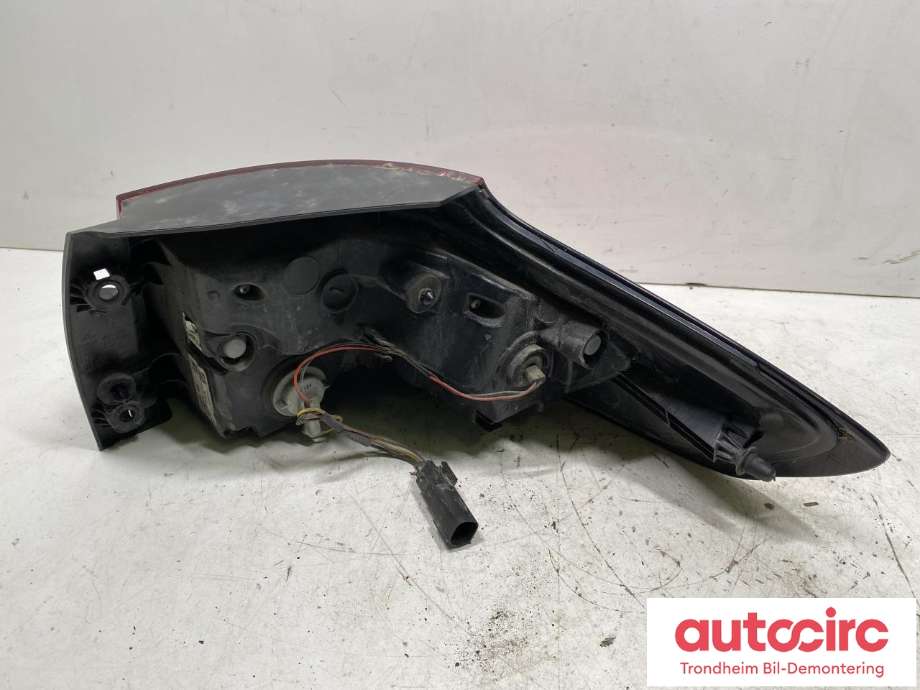 Baklykt venstre ytre til Opel Zafira Tourer 2012-2018  (GM|13292361|39033314|39009034| 39033314)