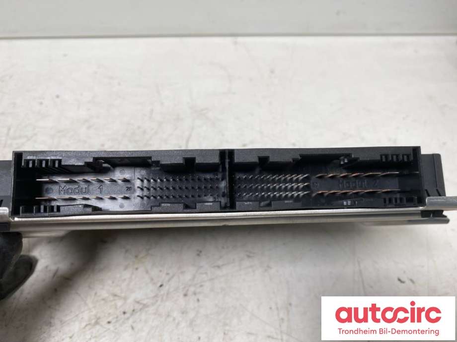 Styreenhet (FRM - Footwell Module) til BMW 7-Serie 2009-2015 (F01/F02/F03/F04) (F01/F02/F03/F04) (TEMIC|9285930|61356992948|61 35 6 992 948| 9285930.9)