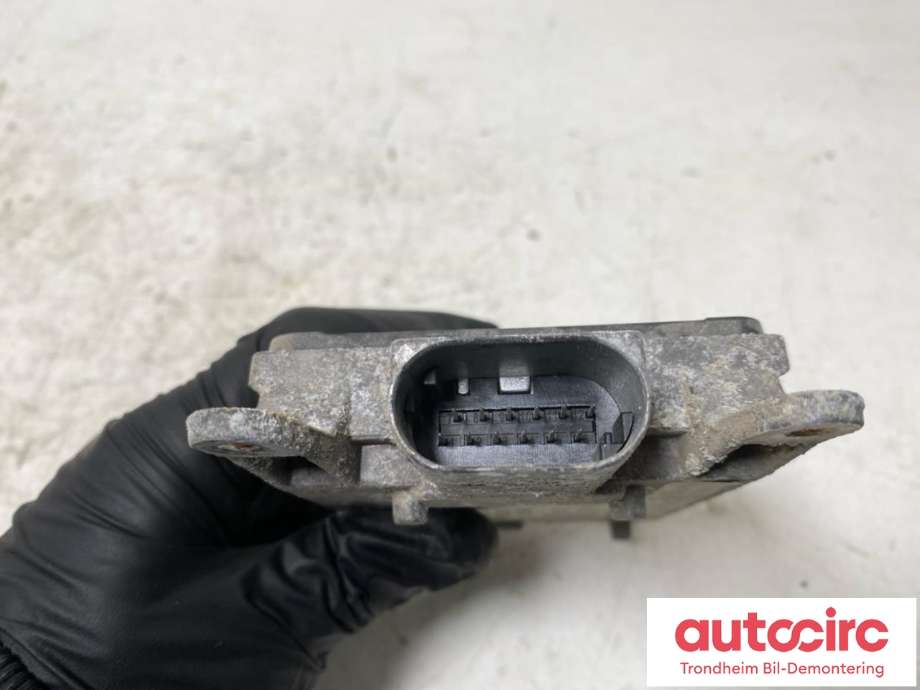 Sensor blindsone til BMW 7-Serie 2009-2015 (F01/F02/F03/F04) (F01/F02/F03/F04) (HELLA|6859180|66326862766|66326880094| 66 32 6 862 766| 66 32 6 880 094)