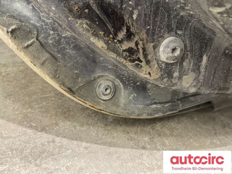 Dør venstre bak til Audi A6, Allroad 2008-2011 (Type II, Fase 2) (C6) (C6) (4F0833051G|)