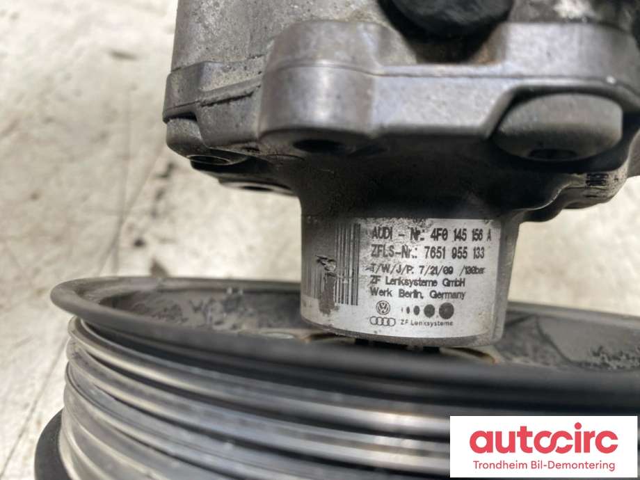 Servo pumpe mekanisk til Audi A6, Allroad 2008-2011 (Type II, Fase 2) (C6) (C6) (ZF LENKESYSTEME|4F0145156A|4F0145156H|4F0145156J| 4F0 145 156 H| 4F0 145 156 J| 4F0 145 156 A| 7651955133)