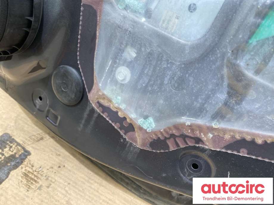 Dør høyre bak til Opel Astra J 2010-2015  (..|13285611|)