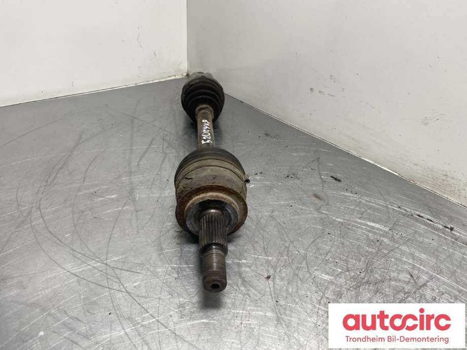 Drivaksel venstre foran, bensin/automat til Mazda CX-3 2015-2022  (FTD5-25-60XA|FTD52560XA|)