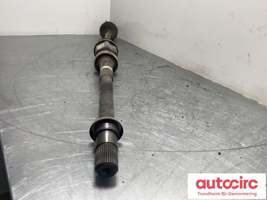 Drivaksel høyre foran, bensin/automat til Mazda CX-3 2015-2022  (FTD5-25-50XA|FTD52550XA|)