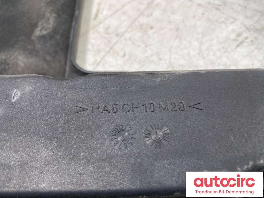 Luftfilterboks til Mercedes ML 2005-2011 (W164) (W164) (..|A 273 090 04 01|A 273 090 10 01|)