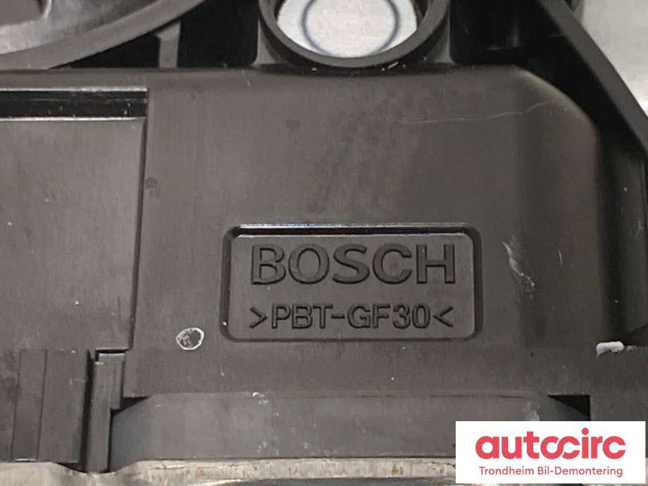 Ruteheis høyre foran til Hyundai Ioniq 5 2021-->>  (BOSCH|82402NI010|0130823688|)