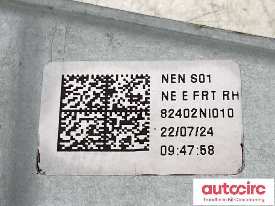 Ruteheis høyre foran til Hyundai Ioniq 5 2021-->>  (BOSCH|82402NI010|0130823688|)