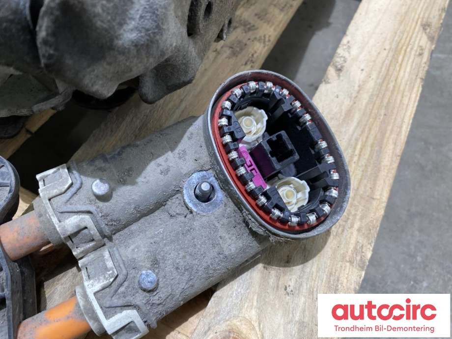 Motor elbil bak til BMW iX 2021-->> (I20) (I20) (..|12335A57B44|12335A76E43|12335A693E7)