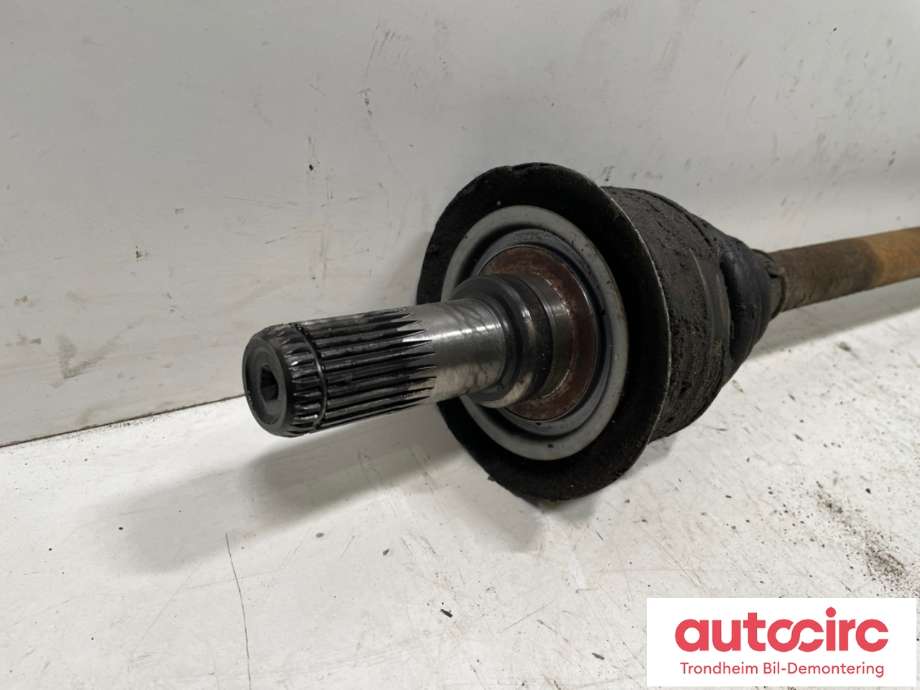 Drivaksel høyre bak, diesel/automat til BMW X3 2007-2010 (Fase 2) (E83) (E83) (33207524042|)