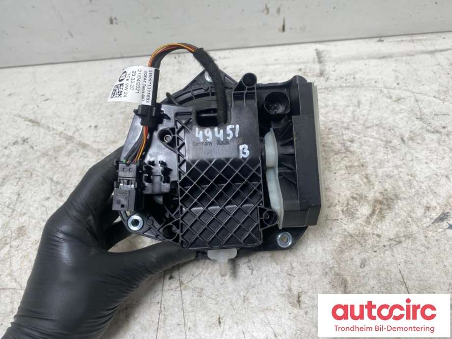 Parkeringskamera bak til VW Golf VIII 2020-->>  (,,|5H0827469M|5H0 827 469 M|)