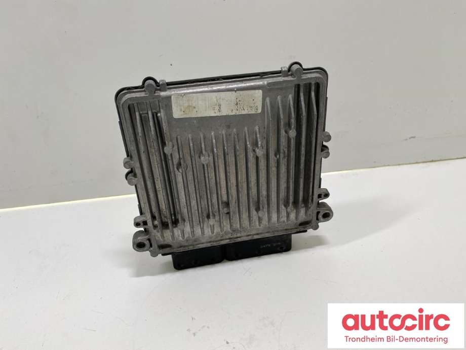 Styreenhet motor til Mercedes E-Klasse 2009-2013 (Fase 1) (W212) (W212) (BOSCH|A6429002900|A 642 900 29 00|0281016383)