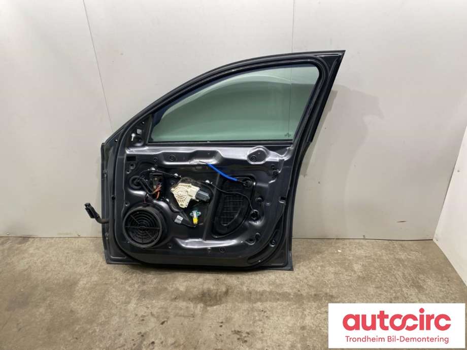 Dør høyre foran til Audi A4, Allroad 2009-2016 (Type I) (B8) (B8) (..|8K0831052J|)