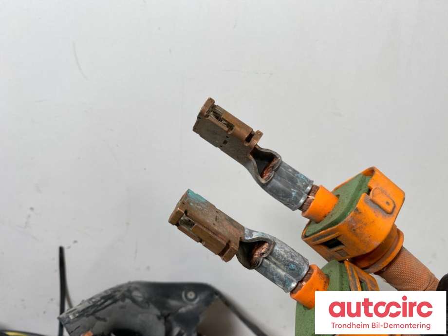 Batterilader inntak/luke til VW ID.3 2020-->>  (LADEINNTAK MED KABLER|10A971531AL|10A971531BR|10A 971 531 BR| 10A 971 531 AL)