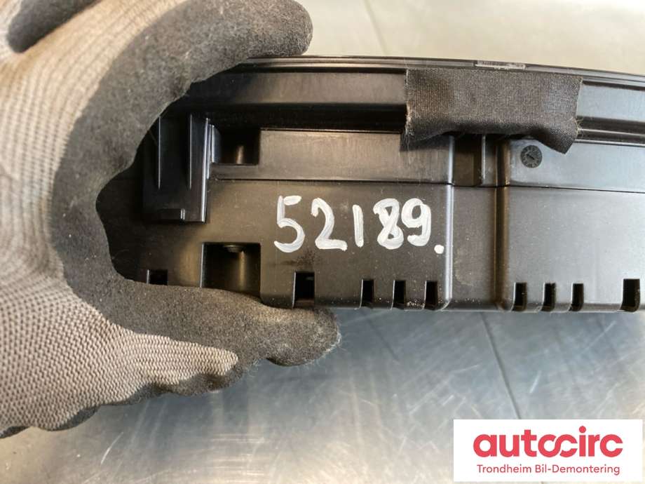 Instrumentpanel til VW Touran 2010-2015 (Type I, Fase 3)  (1T0 920 885 N|1T0 920 885 NX|)
